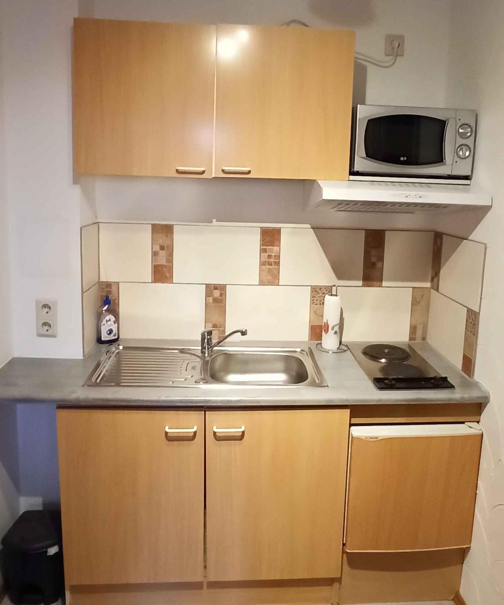 Haus Oberkassel Hotel Бон Екстериор снимка