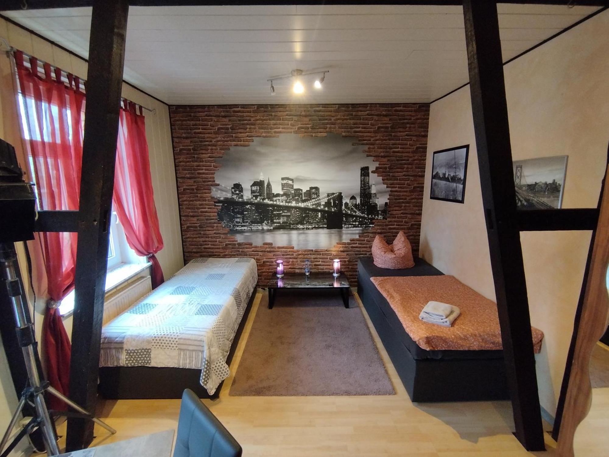 Haus Oberkassel Hotel Бон Екстериор снимка