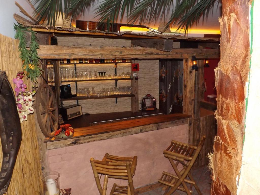 Haus Oberkassel Hotel Бон Екстериор снимка